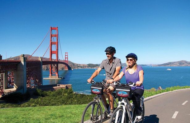 Golden Gate Bridge Guided Bicycle or E-Bike Tour from San Francisco to Sausalito