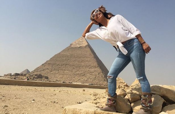 Egypt day Tour to Pyramids of Giza, Sakkara and Memphis