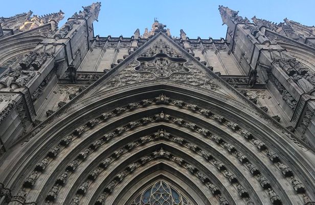 Barcelona Semi Private Tour of Gothic Quarter | with Private option