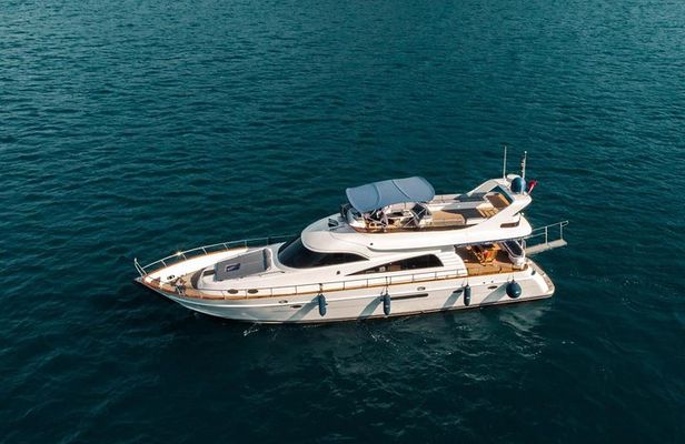 2 - Hours Bosphorus Yacht Cruise