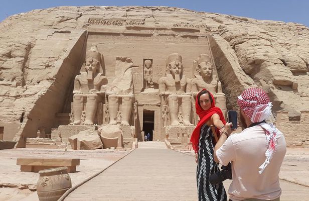 Abu Simbel Temples Private Day Tour by Luxury Car from Aswan
