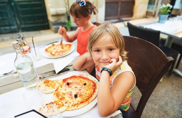 Rome For Kids: Small Group Pizza Making Class