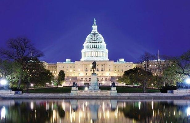 Night Monuments Tour with 8 Stops and Admission Ticket Upgrades
