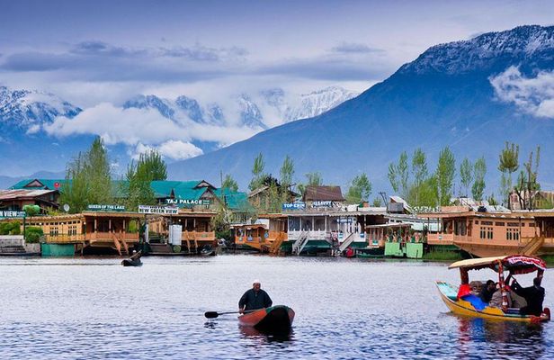 Private 5-Day Kashmir Tour Package from Srinagar