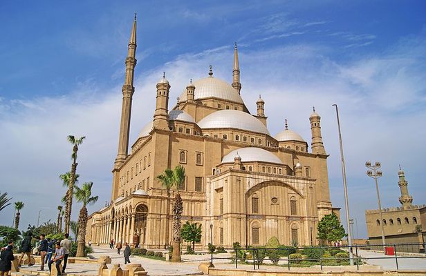 Cultural Experience to Discover Coptic and Islamic Cairo With Qualified Guide 