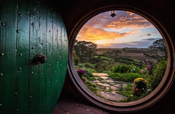 Auckland to Hobbiton Movie Set Private Tour