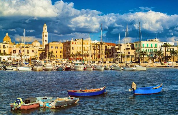 Walking tour of Bari *private tour*