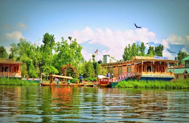 Private 6 Days Splendid Kashmir Tour