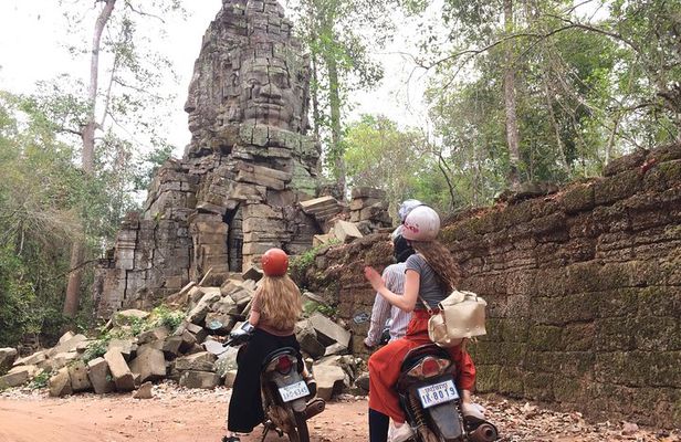 Private Angkor Wat Bakeng hidden gem sunset Tour