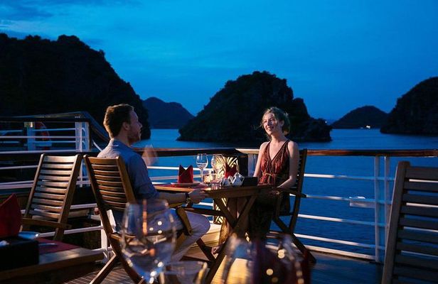 Halong Bay cruise 2 days 1 night