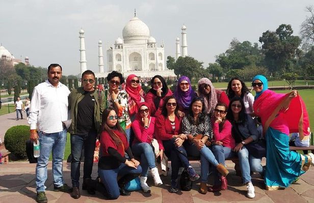 Taj Mahal and Agra Fort Day Trip from Delhi
