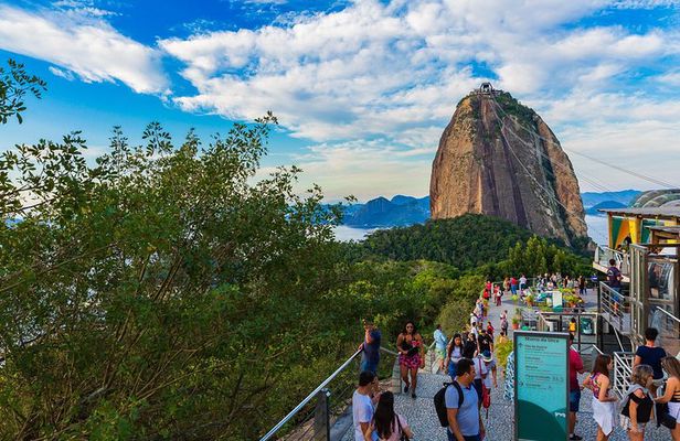 Sugarloaf Mountain Fast-Pass Ticket & Guided Tour