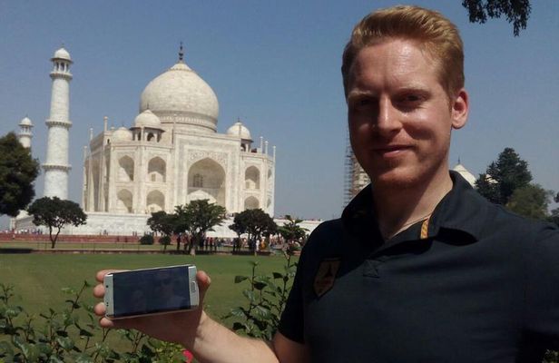 Taj Mahal Sunrise Day Trip from Delhi by Private Car