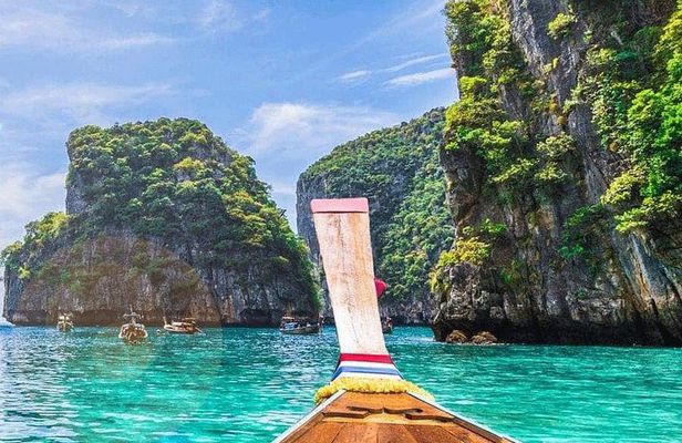 Premium Tour to Phi Phi & Bamboo Island Tours by Speed boat 