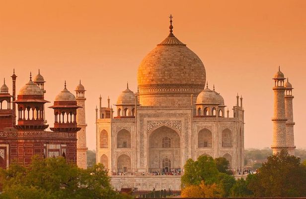 Taj Mahal & Agra Fort Tour from Agra City