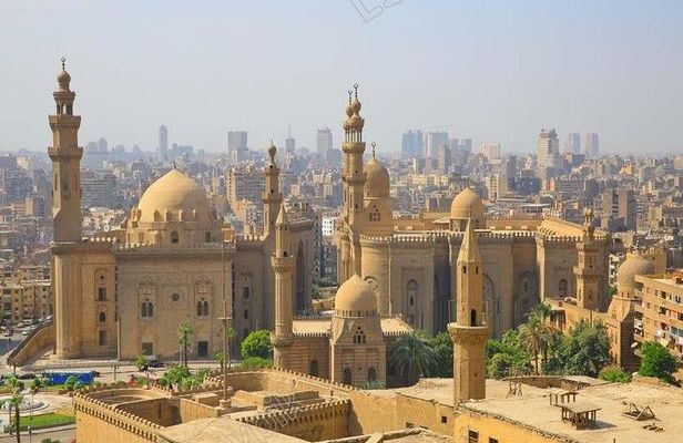 Private day tour to Old Cairo