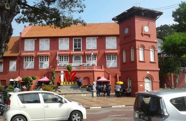 Malacca Day Tour (Price based per car)