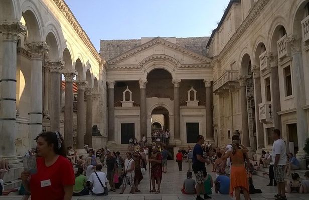 Walking tour of Split old town and craft beer tasting