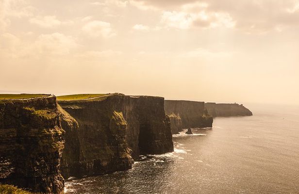 Dublin to South West 5 Day Small-Group Tour with Accommodation