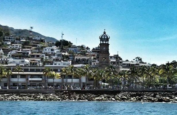 South Shore Private Sightseeing Cruise in Puerto Vallarta
