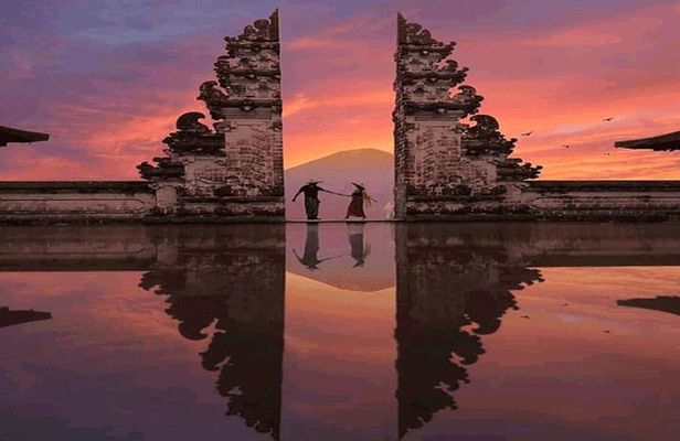 Sunrise At The Gate Of Heaven Lempuyang Bali