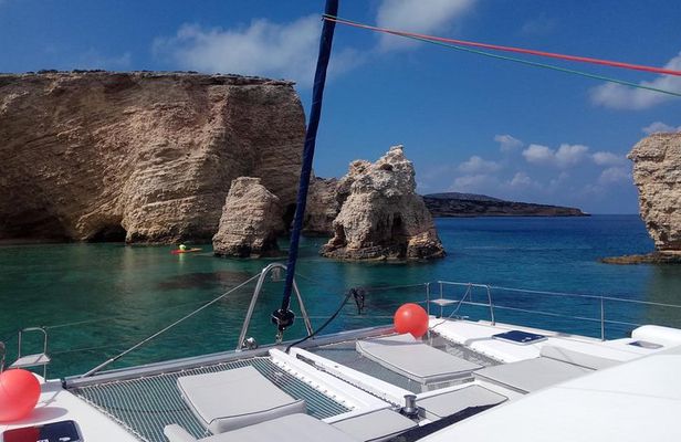 Private Santorini Day Cruise All Inclusive
