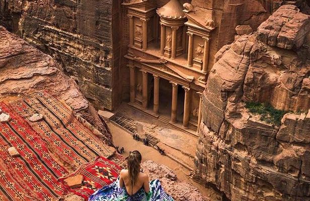 Full Day Private Tour To Petra & Wadi Rum
