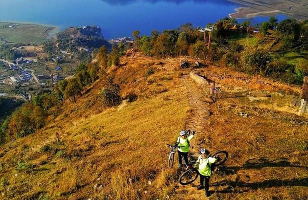 Round The Phewa