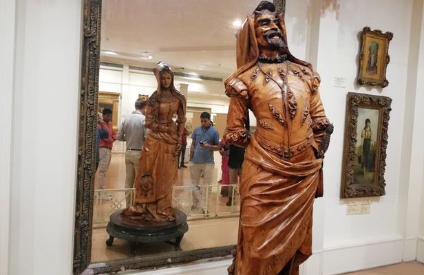 Half Day tour of Nizams of Hydrabad