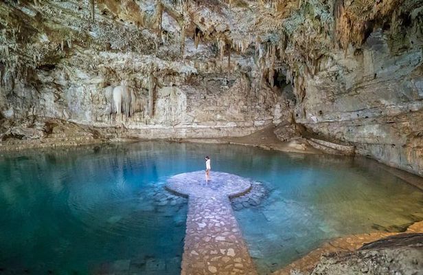 Colonial City Valladolid and 2 beautiful cenotes Private tour