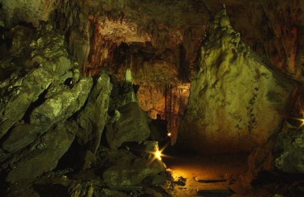 The Bothongo WonderCave Experience