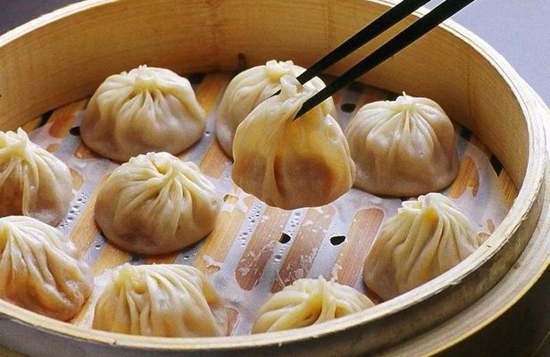 3 hours Morning or Afternoon Tea Tasting on Maliandao Street and Tea Restaurant Lunch or Dinner Tour