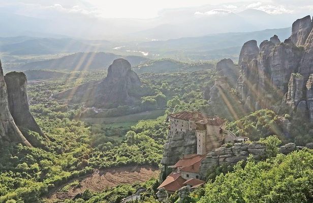 3-Day Trip to Delphi and Meteora from Athens