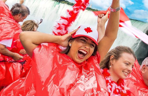 Niagara Falls Guided Day Tour From Toronto with Boat & Tower