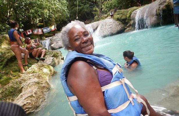 Blue Hole Secret Falls Private Tour from Montego Bay 
