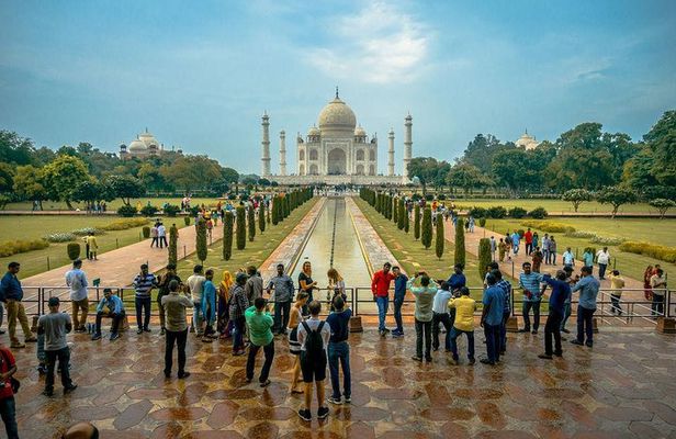 Taj Mahal Group Tour from Delhi