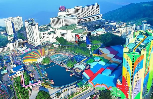 Genting Highland Full-Day Tour Include 2-Way Cable car Ride