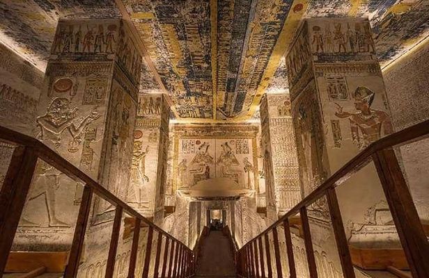 Overnight private tour to Luxor from Cairo by flight