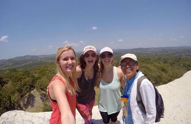 Xunantunich and Cave Tubing Combo Tour from San Ignacio