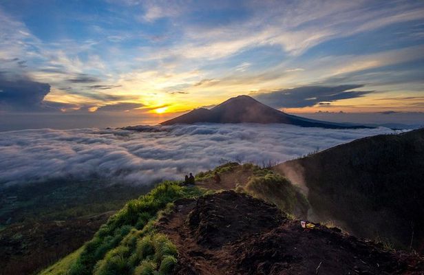 Mount Batur Sunrise Treeking with Breakfast