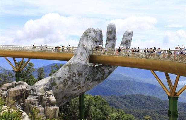 Private Tour to Golden Bridge Ba Na Hills in Da Nang Vietnam