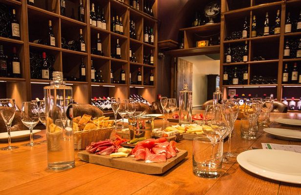 Paris Wine Tasting plus Cheese Lunch with an Expert Sommelier