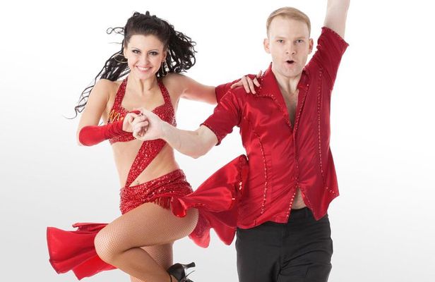 1-on-1 Private Salsa Classes