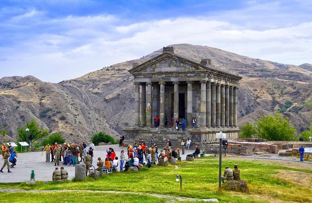3 Days Package with Accommodation, Tours and Transfers