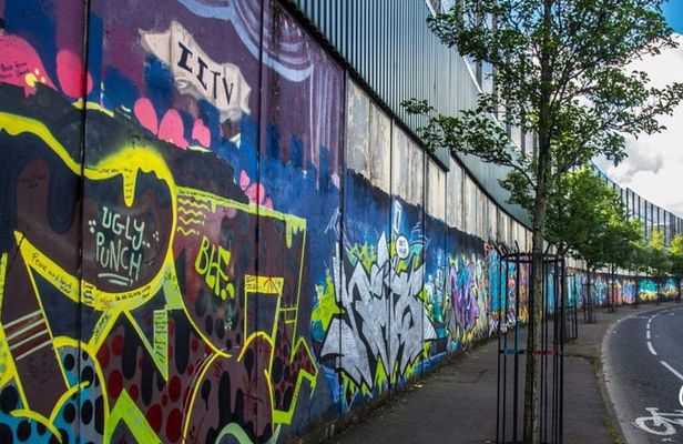 Belfast Political & Murals Tour