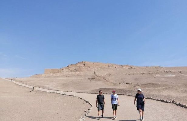 Pachacamac Pyramids, Lima City Tour & Magic Water Show (Full Day)