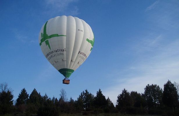 Hot-Air Balloon Ride over Madrid’s Guadarrama Regional Park