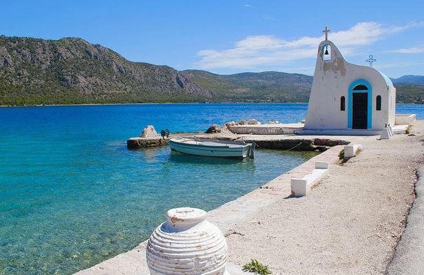 Explore Loutraki & Lake Vouliagmeni: Nature and Relaxation