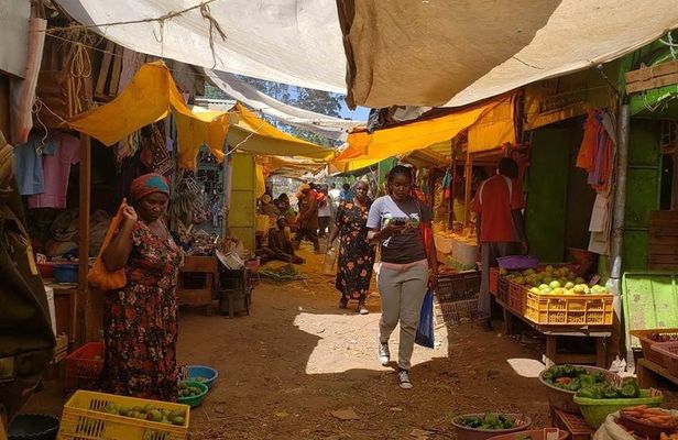 Explore local Market matatu ride & Make Kenyan Cuisines with a home cook
