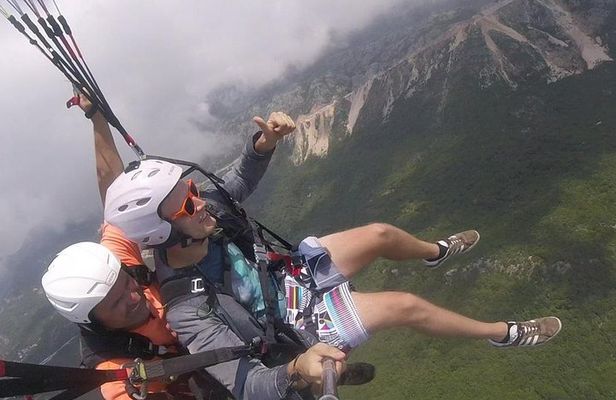 Bečići Standard Paragliding Montenegro